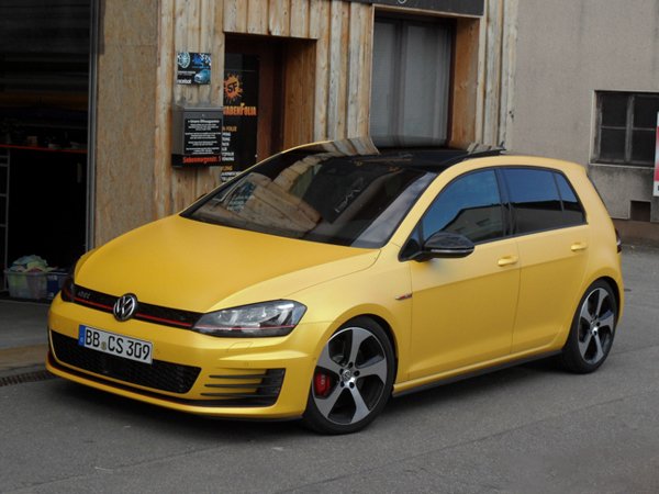 желтый гольф 7 gti