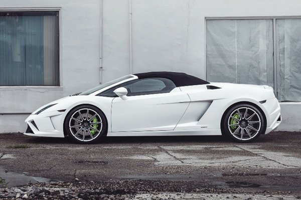 Lamborghini Gallardo Spyder на дисках Vellano 