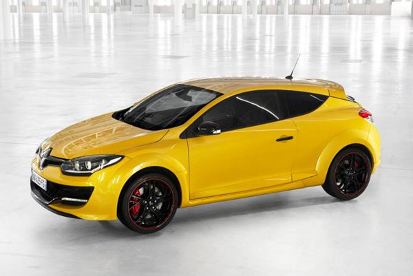 Renault показал снимки Megane RS 265 2014 