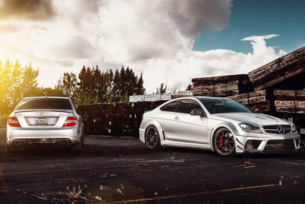 Mode Carbon доработал Mercedes-Benz C63 AMG 