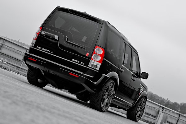 Land Rover Discovery RS300 от A. Kahn Design