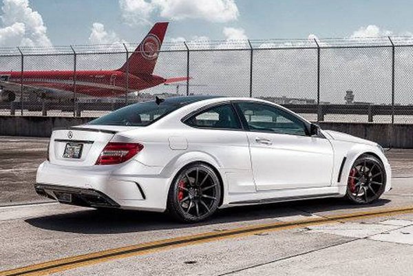 Mercedes -Benz C63 AMG Black Series от MC Customs