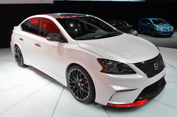 Лос-Анджелес 2013: Nissan Sentra Nismo