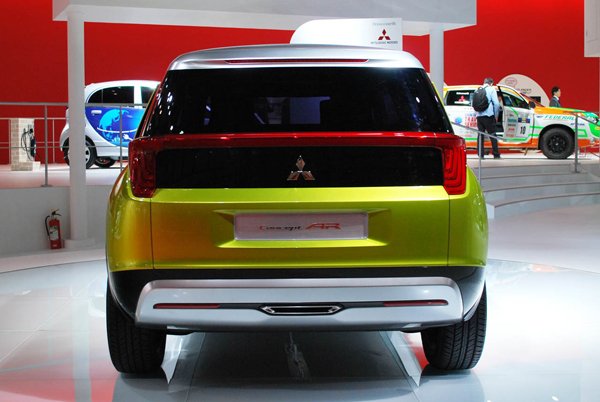 Токио 2013: Mitsubishi AR Concept