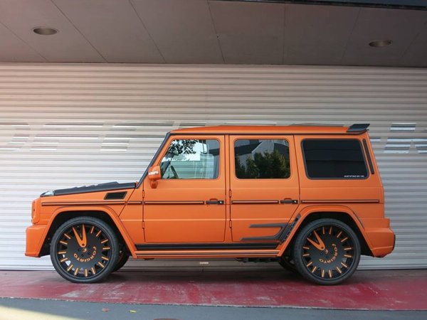 Экстравагантный Mercedes-Benz G55 AMG от Office-K