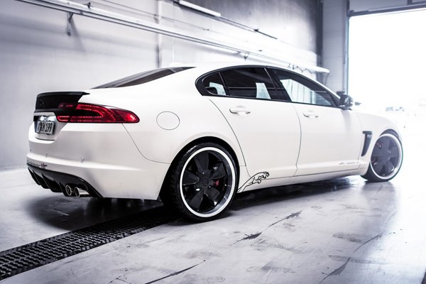 Jaguar XF 3.0D S в исполнении 2M-Designs