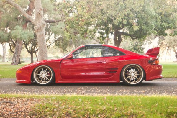 Toyota MR2 Turbo по прозвищу Red Devil