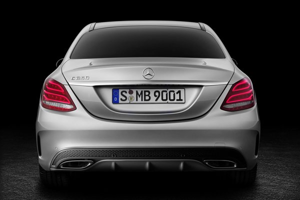 Mercedes-Benz официально представил C-Class 2014