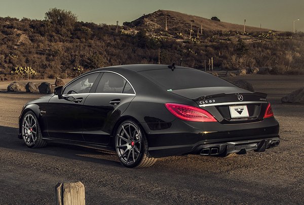 Mercedes-Benz CLS63 AMG в обвесе Vorsteiner