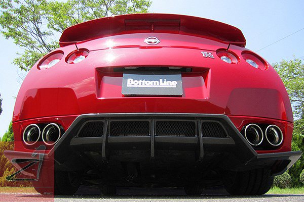 Nissan GT-R BottomLine от Chargespeed Japan