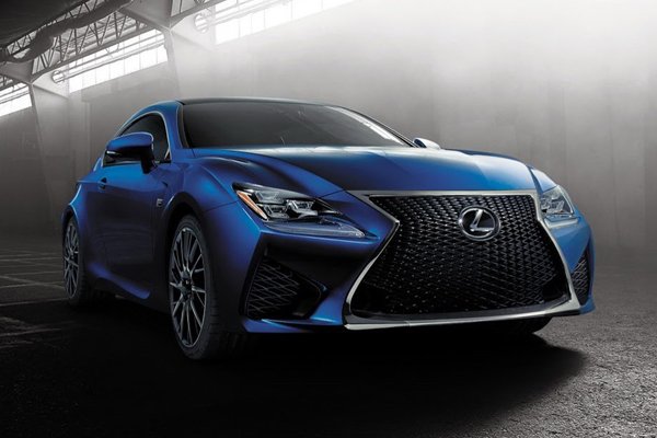 Lexus частично рассекретил RC F Coupe