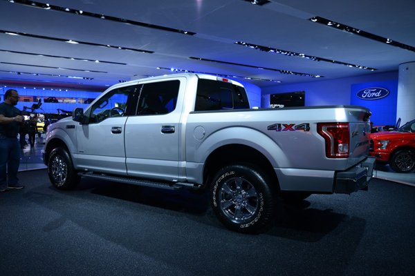 Детройт 2014: Ford презентовал пикап F-150 нового поколения   