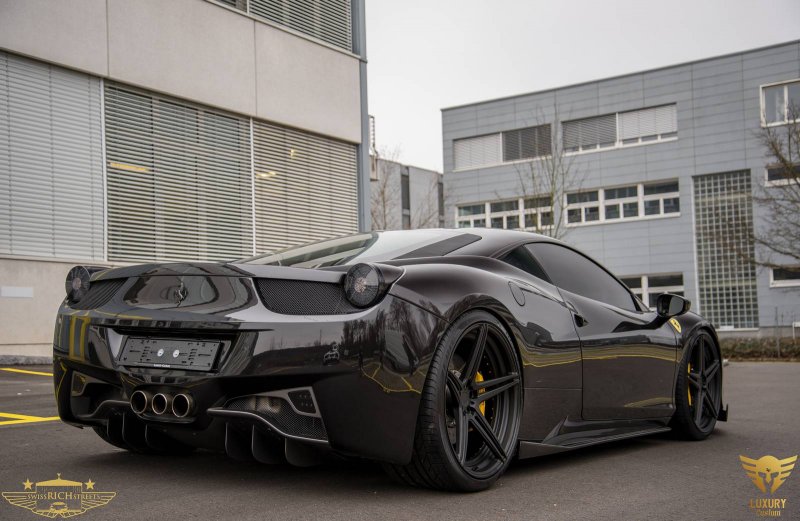 Ferrari 458 Italia Murdered Out от Luxury Customs