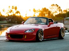 Honda S2000 в исполнении Long Beach Auto-Tech