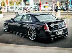 Chrysler 300C VIP Style от японского ателье Aimgain