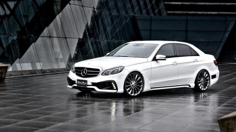 Mercedes-Benz E-Class Black Bison от Wald International