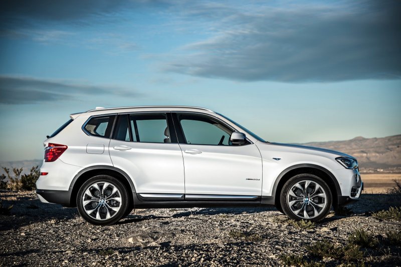 BMW X3 обновился на 2015-й модельный год