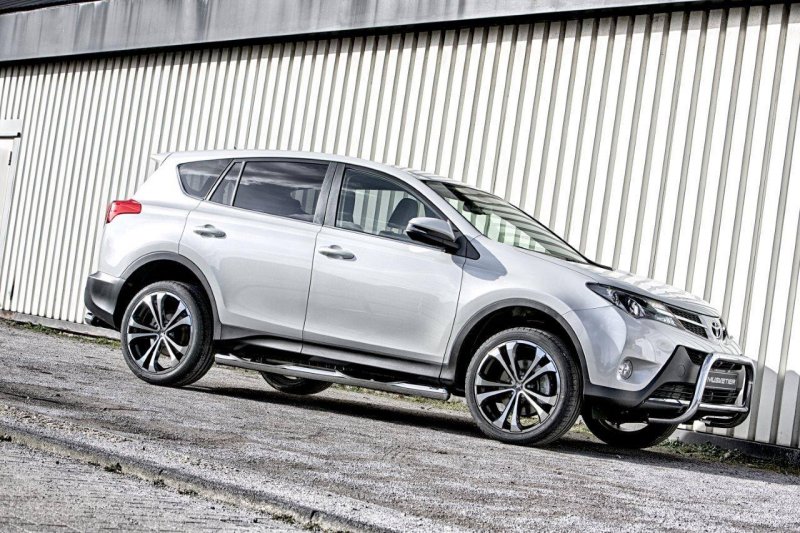 Musketier разработал легкий силовой обвес для Toyota RAV4