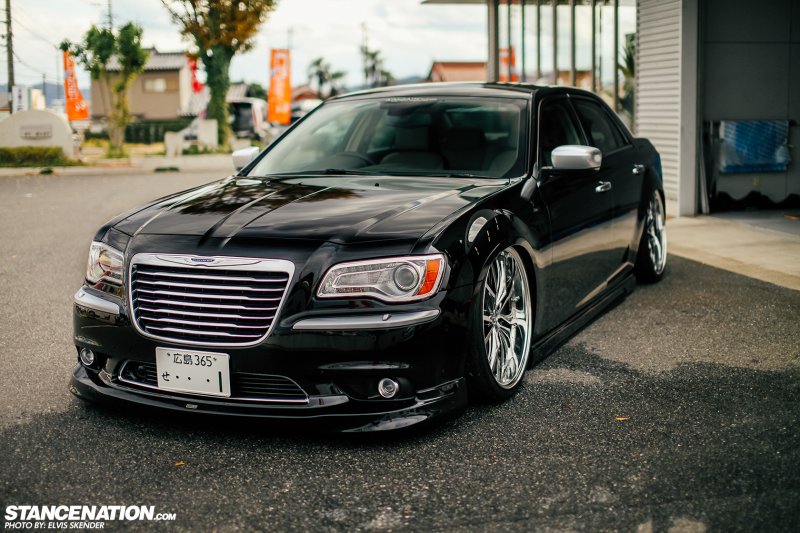 Chrysler 300C VIP Style от японского ателье Aimgain