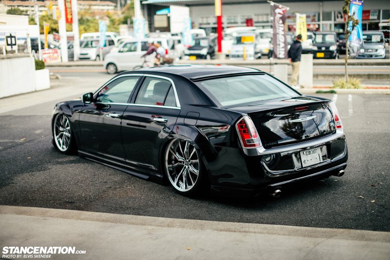 Chrysler 300C VIP Style от японского ателье Aimgain