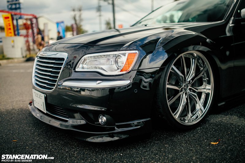 Chrysler 300C VIP Style от японского ателье Aimgain