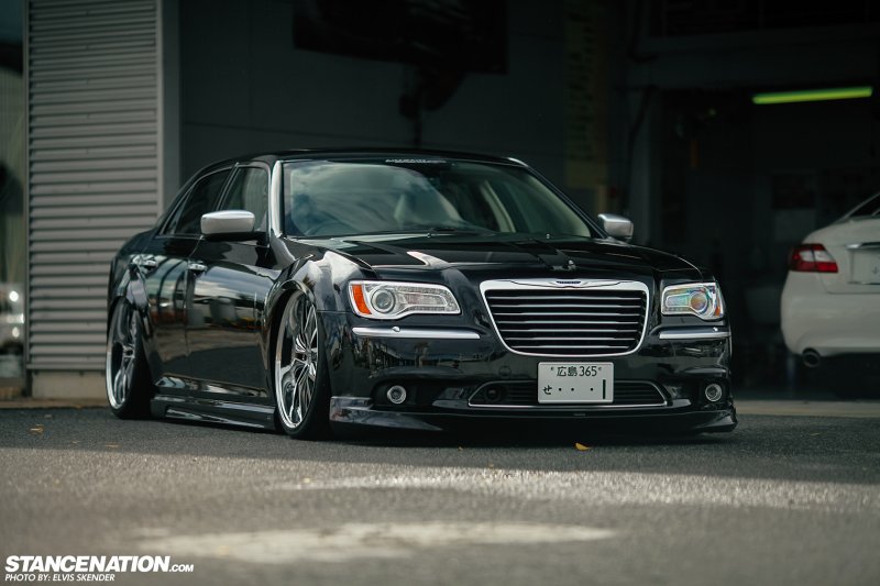 Chrysler 300C VIP Style от японского ателье Aimgain