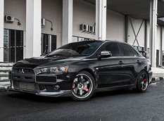 Mitsubishi Lancer Evolution X в индонезийском тюнинге