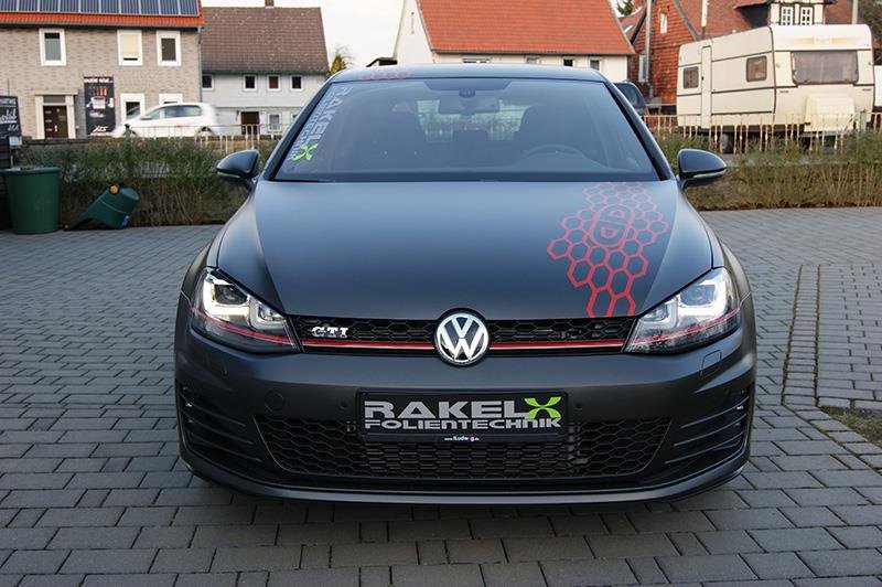 Volkswagen Golf GTI VII от Rakelx Folientechnik