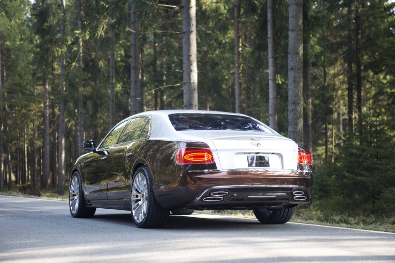 Bentley Continental Flying Spur в тюнинге Mansory