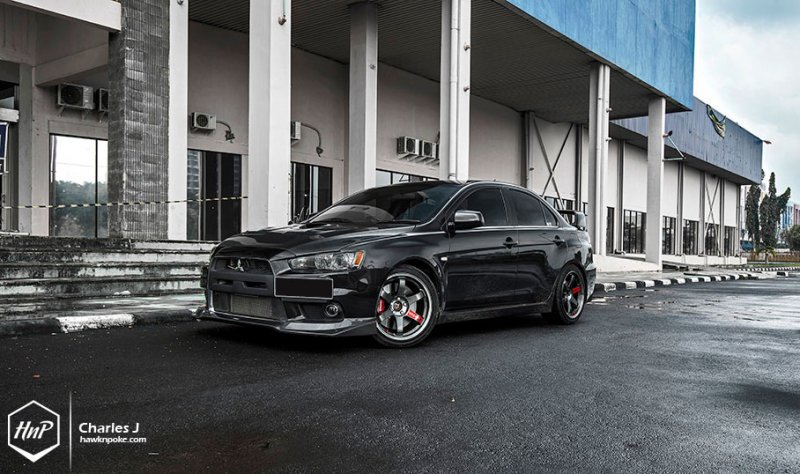 Mitsubishi Lancer Evolution X в индонезийском тюнинге  