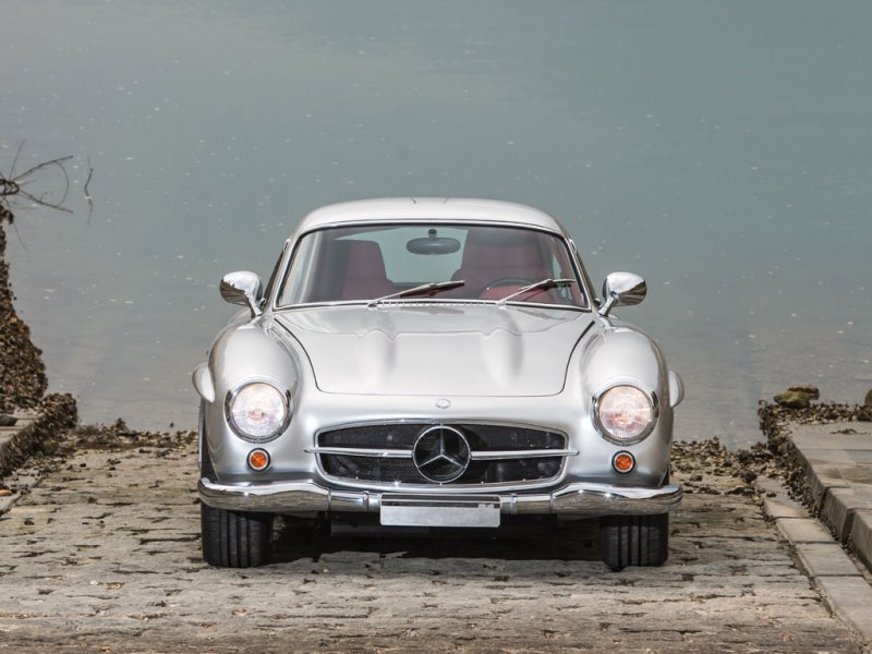 Уникальный Mercedes-Benz 300SL AMG уйдет с молотка