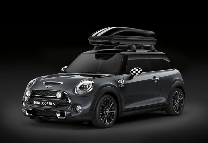 Компания MINI персонализировала новый Cooper 