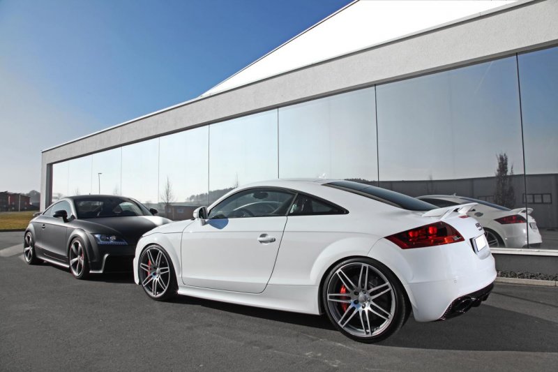 HPerformance представил дуэт 500-сильных Audi TT-RS 