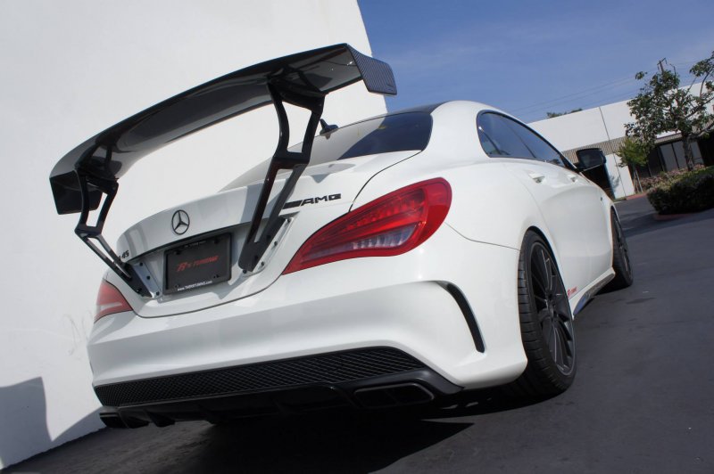 R’s Tuning оснастил Mercedes CLA45 AMG антикрылом Voltex 