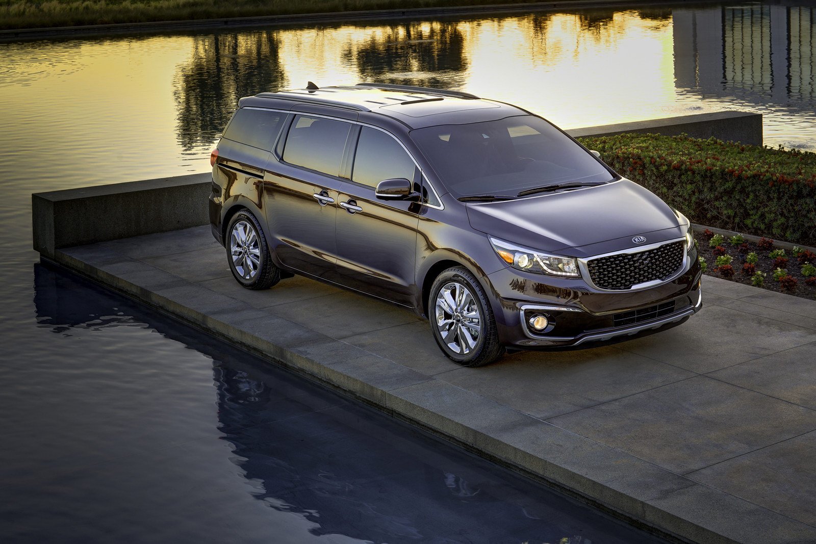 Kia Carnival 2015