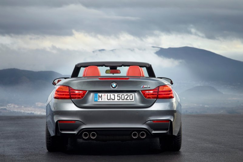 У BMW M4 появилась открытая версия