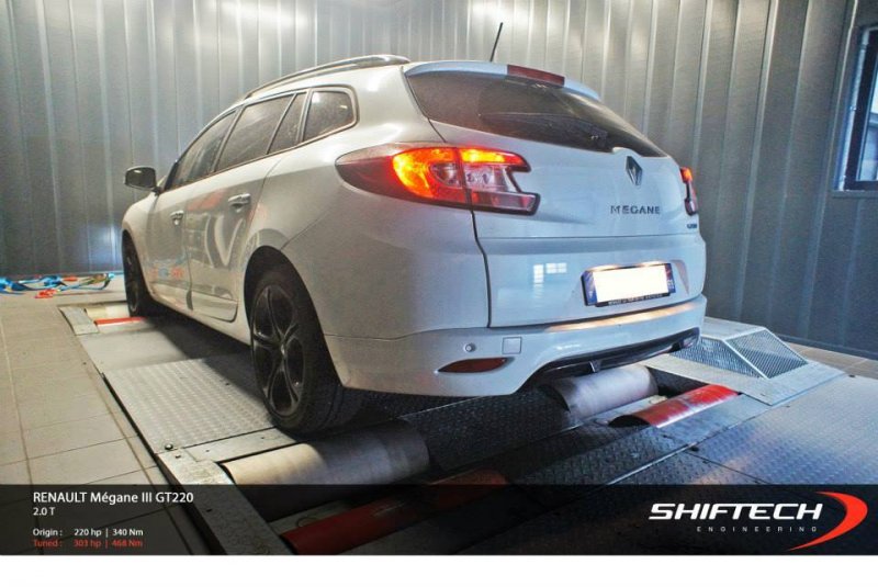 Shiftech Engineering добавил мощности Renault Megane GT 220 Estate