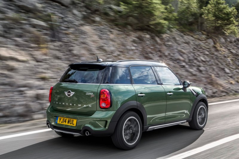 MINI Countryman обновился на 2015-й модельный год