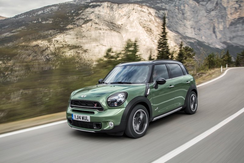 MINI Countryman обновился на 2015-й модельный год