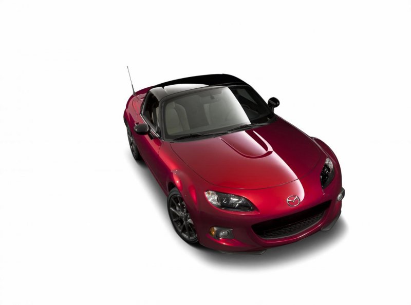 Mazda выпустила юбилейный родстер MX-5 25th Anniversary Edition