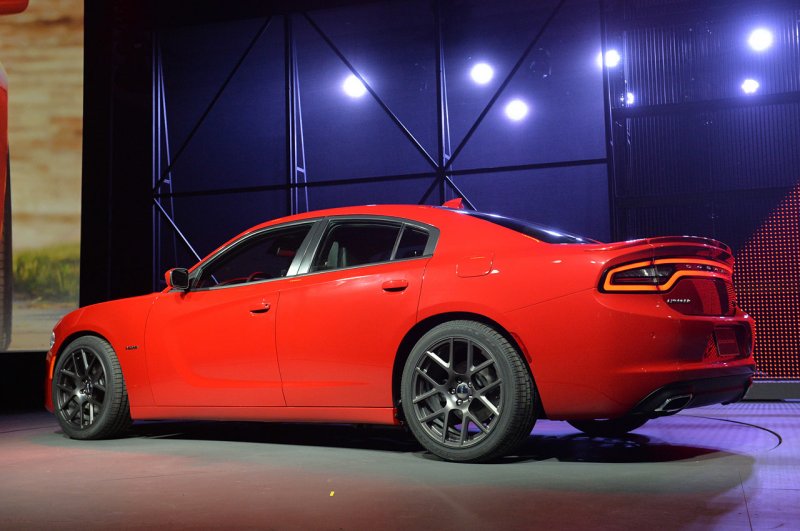 Нью-Йорк 2014: Dodge показал Charger 2015