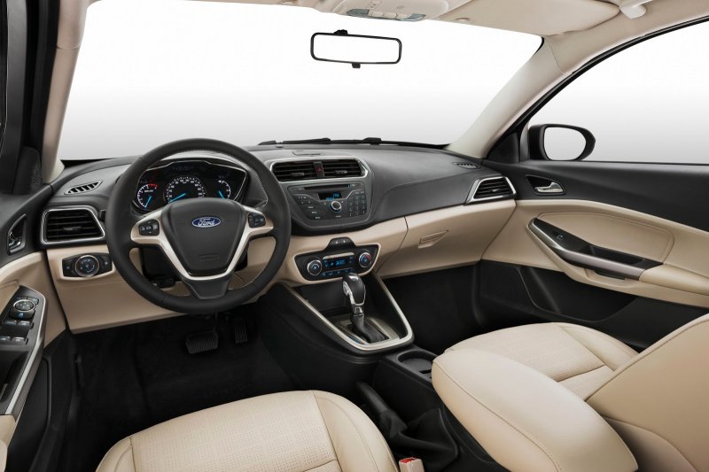 Пекин 2014: Ford презентовал серийный компактный седан Escort