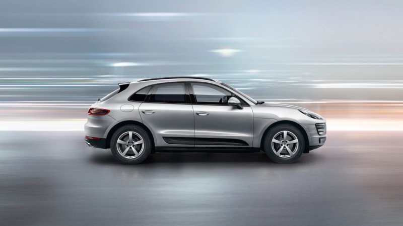 Начальная версия Porsche Macan получила 2,0-литровый турбомотор