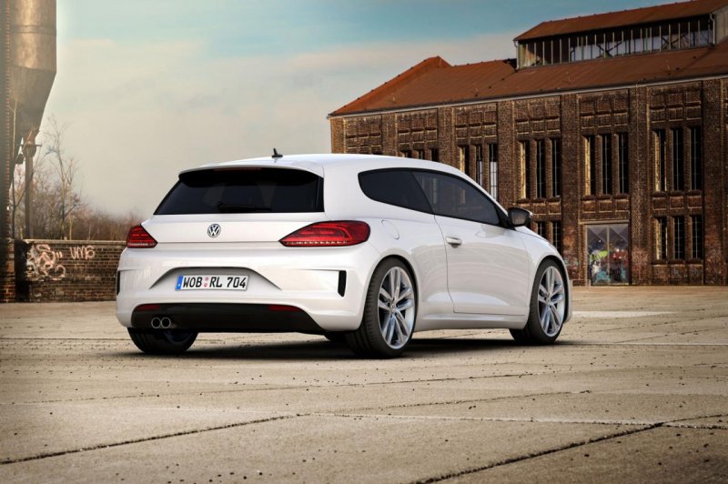 Volkswagen Golf Variant и Scirocco получили спорт-пакеты R-Line