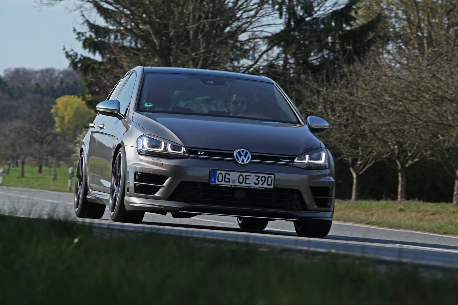 VW Golf 7 r400