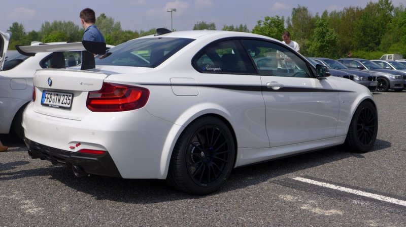 Tuningwerk переоборудовал BMW M235i для езды по треку