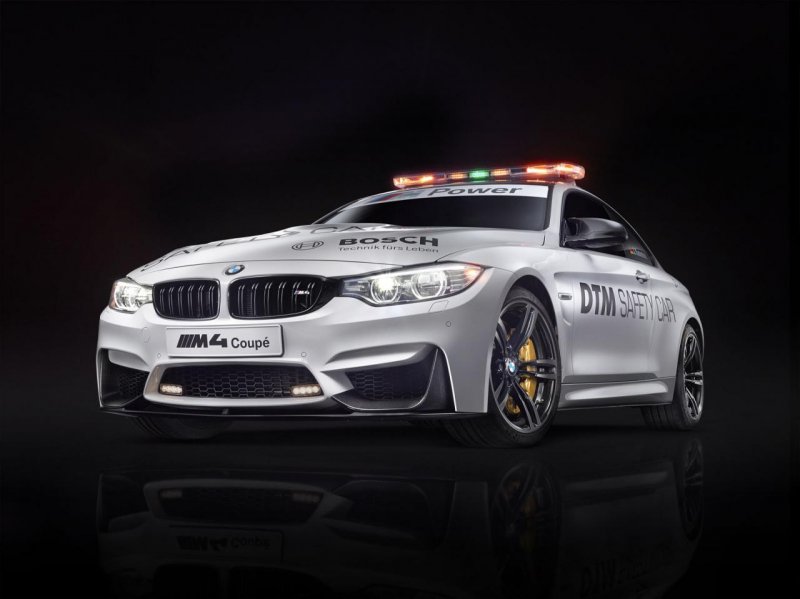 BMW M4 Coupe стал новой машиной безопасности DTM