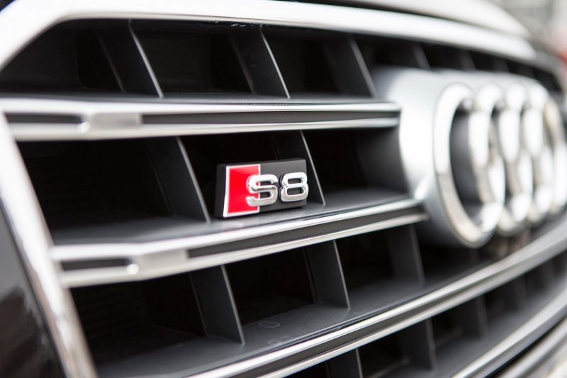 ABT Sportsline добавил Audi S8 120 лошадиных сил