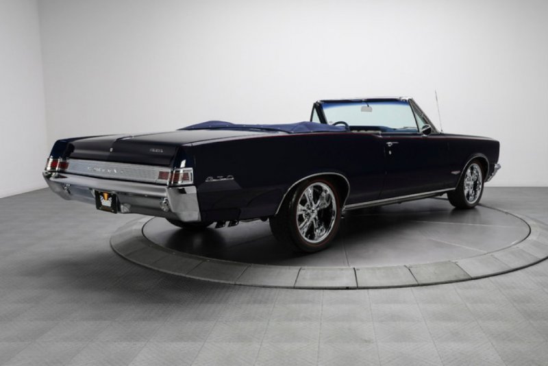 RK Motorsports продает Pontiac GTO Convertible 1965 года 