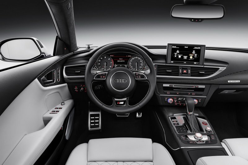 Audi рассекретила спортивный хэтчбек S7 Sportback